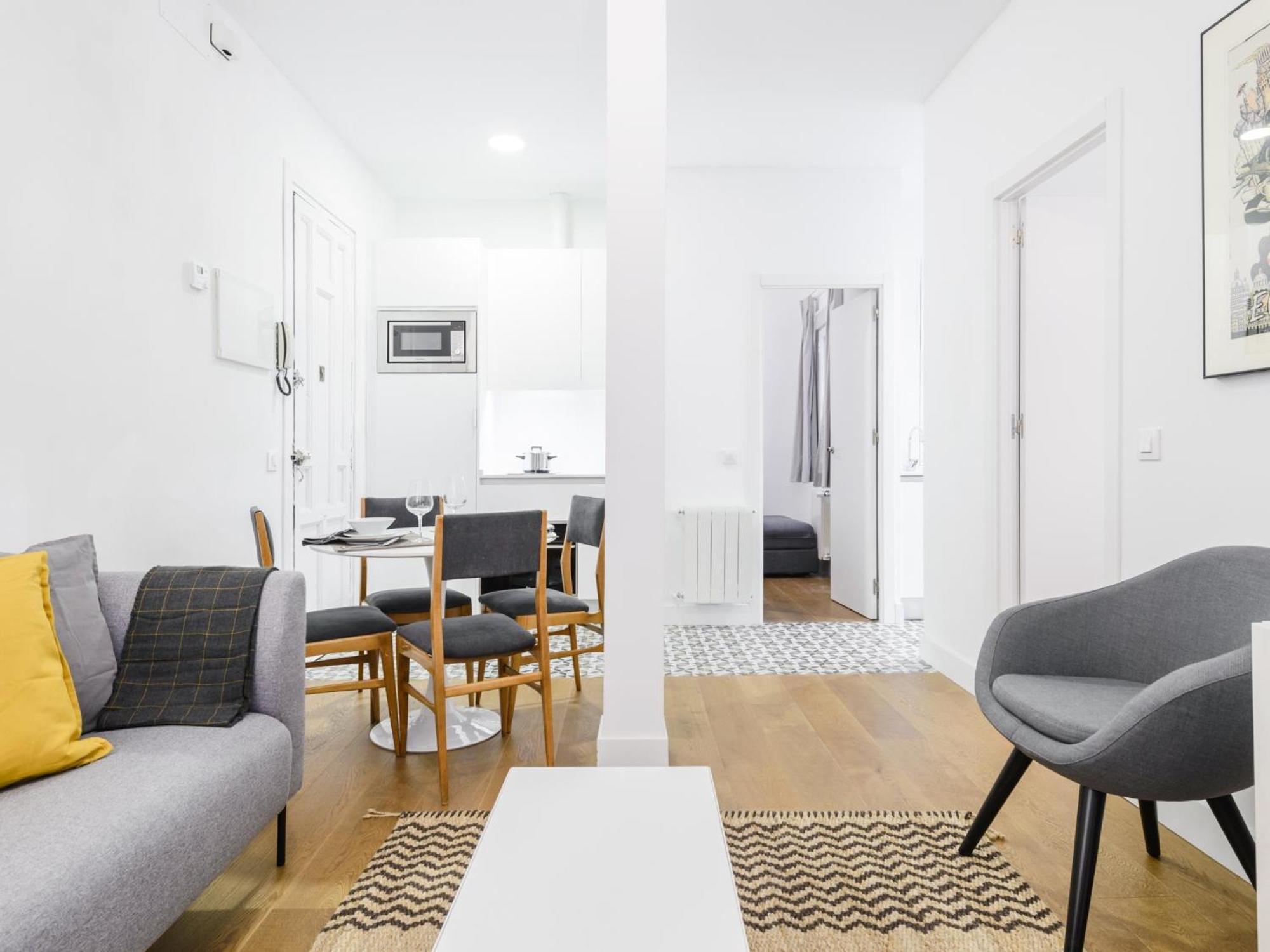 Montaber Apartments - La Paz Market مدريد الغرفة الصورة