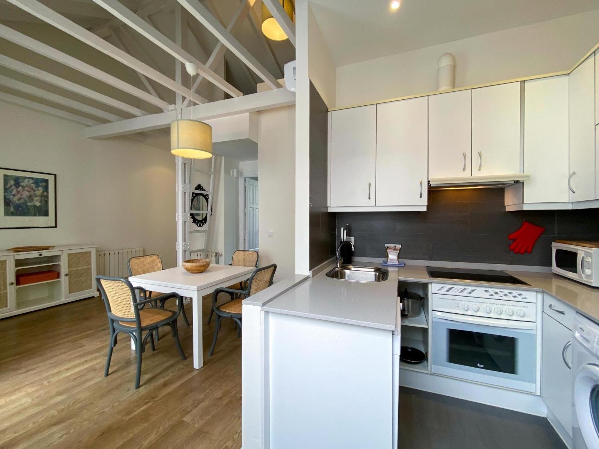 Montaber Apartments - La Paz Market مدريد الغرفة الصورة