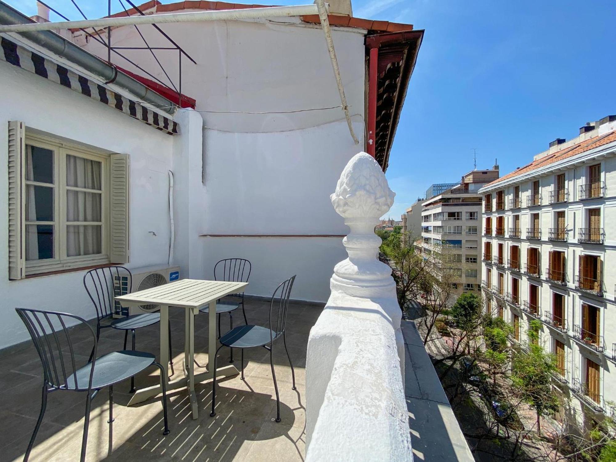 Montaber Apartments - La Paz Market مدريد الغرفة الصورة